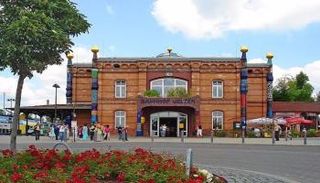 محطة "هوندرتفاسر"