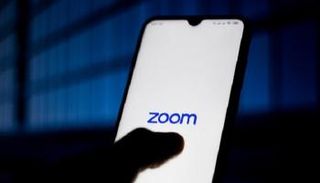 سرقة وبيع بيانات خاصة بمستخدمي "زووم"