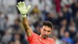 "سيجبرونك على الاعتزال"..  قدامى إيطاليا يحذرون بوفون