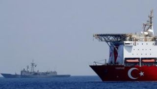 سفينة تنقيب تركية تنتهك السيادة بالمياه الإقليمية لقبرص