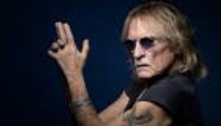 وفاة المغني الفرنسي كريستوف بـ"مرض رئوي"