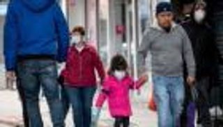 ولايات أمريكية تقترب من تخفيف قيود كورونا