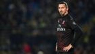 إبراهيموفيتش يضع شرطا مكلفا للاستمرار مع ميلان