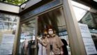 تراجع إصابات كورونا بالنمسا.. ووزير الصحة: تحسن فريد من نوعه