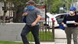 هاري وميجان يواصلان دعم متضرري كورونا بأمريكا