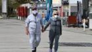 كورونا يتباطأ في إسبانيا وأستراليا