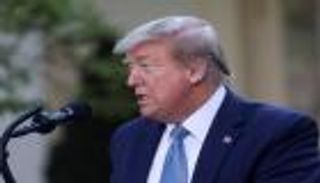 "قيود كورونا" تثير الجدل بين ترامب وحكام الولايات