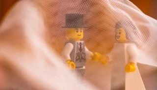 فريد وفلورنس بطلا جلسة تصوير البريطاني كريس والاس