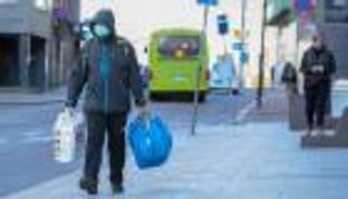 النرويج تخفف القيود وتفتح الحضانات.. والآلاف يعارضون القرار