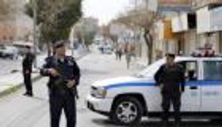 مقتل أم وأطفالها الأربعة في انفجار قنبلة "قديمة" بالأردن