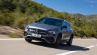 إطلاق مرسيدس GLA الجديدة.. التحكم بالأوامر الصوتية والإيماءات