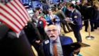 انهيار النفط يحرق الأسهم الأمريكية في جلسة الإثنين الأسود