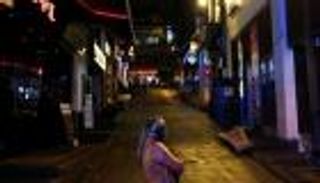 هونج كونج تمدد قيود تفشي كورونا لمدة 14 يوما