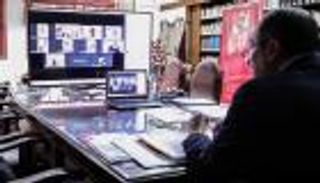 الأهلي المصري يسبح ضد تيار كورونا في ملف الرواتب 