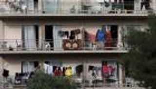 كورونا يظهر بفندق يضم مهاجرين في اليونان