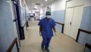 الجزائر تسجل 99 إصابة جديدة بكورونا و"تبلغ مرحلة الاستقرار"