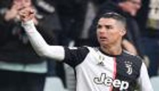 ريال مدريد يهزم يونايتد في تشكيل زملاء رونالدو الأوفياء