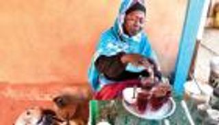 كورونا يغير طعم الشاي في الخرطوم.. الأرصفة تبكي محبيها