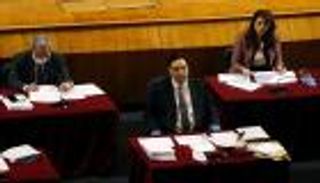 المعارضة تتهم دياب بالتحضير لانقلاب في مصرف لبنان لحساب حزب الله