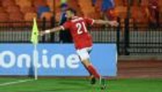 علي معلول يشعل "تويتر" بسبب الثعبان والزمالك