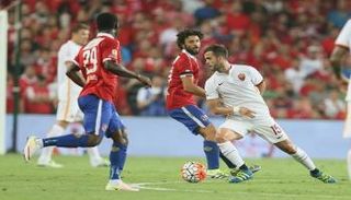 الأهلي المصري ضد روما