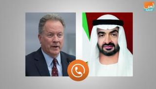 الشيخ محمد بن زايد آل نهيان وديفيد بيزلي 