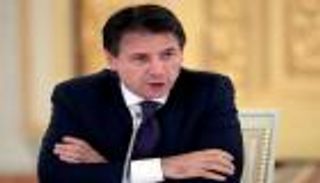 خطة "واحد ونصف" الإيطالية لتخفيف "إغلاق كورونا" تواجه انتقادات