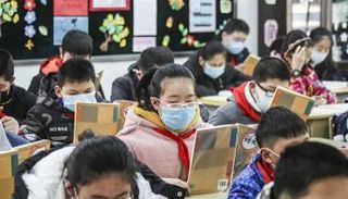 مدارس شنغهاي تعود للحياة شيئا فشيئا