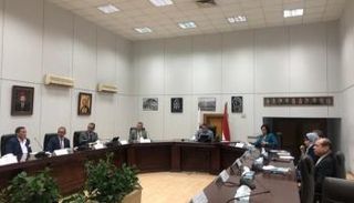 اجتماع مسؤولي وزارة السياحة والآثار المصرية 