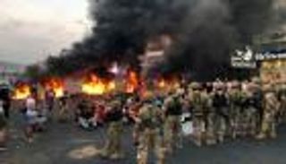 إصابة 54 عسكريا وتوقيف 13 شخصا في احتجاجات بلبنان