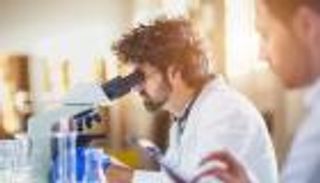 مستشفيات باريس تحارب كورونا بعلاج لالتهاب المفاصل