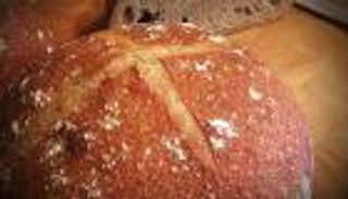 طريقة عمل خبز الشعير للريجيم.. فوائد صحية متعددة