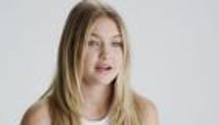  جيجي حديد تنتظر طفلها الأول.. والأب مفاجأة