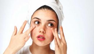 طرق إزالة الجلد الميت من البشرة