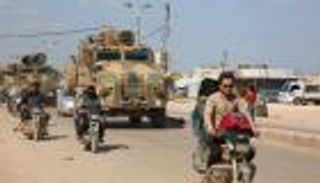 تركيا تحشد بإدلب.. 6075 آلية عسكرية في 3 أشهر