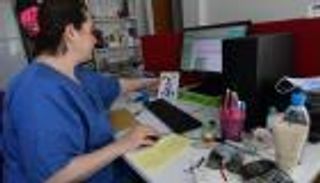 الطواقم الصحية في تونس معزولون في رمضان