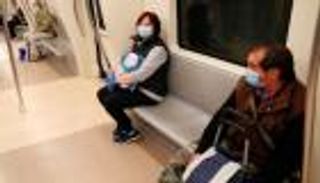 ارتفاع وفيات كورونا في كندا وإنجلترا.. وتراجع الإصابات بإيطاليا