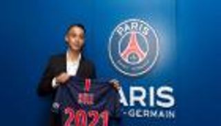 المغربي عطيل ينضم لقائمة المتمردين في سان جيرمان