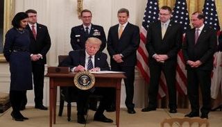 الرئيس الأمريكي دونالد ترامب