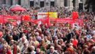 عيد العمال العالمي.. أصل الحكاية