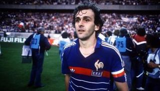 ميشيل بلاتيني نجم منتخب فرنسا الأسبق