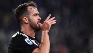 ميراليم بيانيتش يقترب من برشلونة