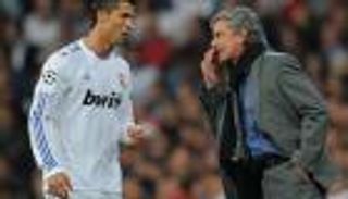 مورينيو يعترف بانهياره بسبب ريال مدريد