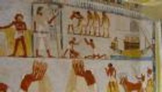 عيد العمال في زمن الفراعنة.. حفاوة عكستها جدران المعابد