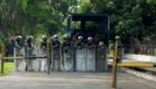 شغب أم محاولة هروب جماعي؟.. 47 قتيلا في سجن بفنزويلا