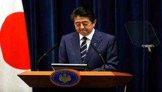 رئيس الوزراء الياباني شينزو آبي