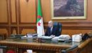 الجزائر تتصدى لتداعيات كورونا بـ10 قرارات اقتصادية