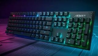 جيجابايت تطلق لوحة المفاتيح الميكانيكية Aorus K1