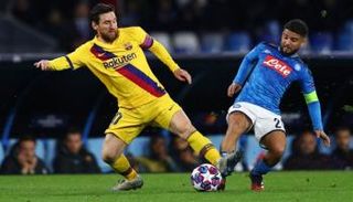 إنسيني أحد أقصر لاعبي الدوريات الكبرى مع ميسي