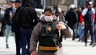 "روبوت" يتواصل مع مرضى كورونا في تونس